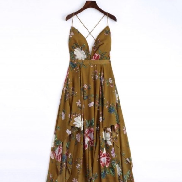 Zaful Dresses & Skirts - Cross Back Floral Maxi Dress